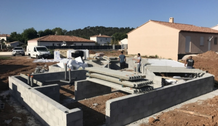 chantier-construction-maison-83260-f3-112653@2x